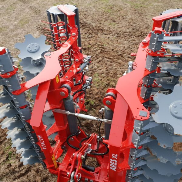 ARES-XL-4-5-Cut-Speed-Disc-Cultivator-Unia