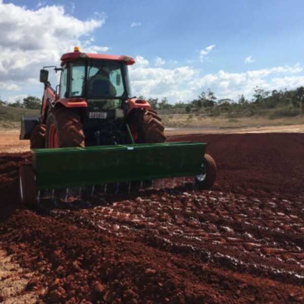 Farm-Aid-Dolomite-Dropper-In-Action
