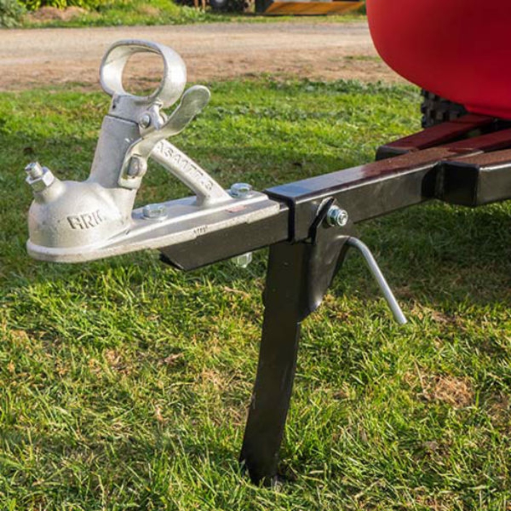 Silvan-Motorised-Lightfoot-Sprayer-300L-with-4m-Boom-and-15m-Hosereel-LT30-34-2 Silvan-Motorised-Lightfoot-Sprayer-300L-with-4m-Boom-and-15m-Hosereel-LT30-34-2