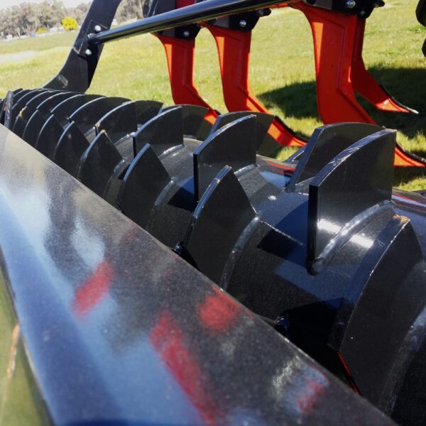 Minos-Agri-9-Tine-Chisel-Plough-with-Roller-CZ-9-M