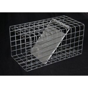 Farm-Aid-One-Way-Door-Medium-T015