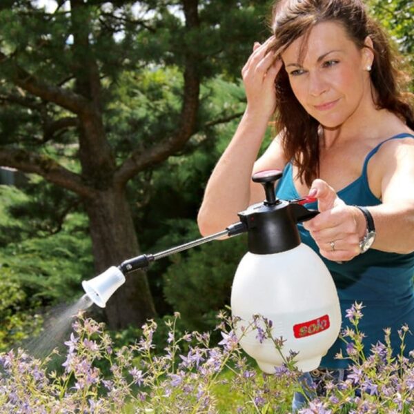 Solo-1L-Hand-Manual-Sprayer-401