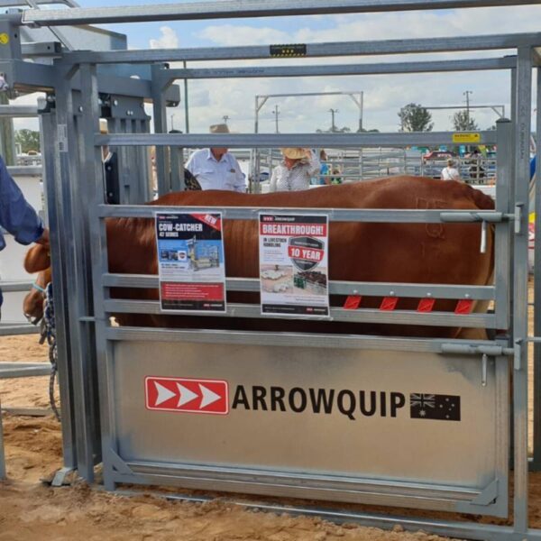 Arrowquip-Cow-Catcher-4700-Series-Vet-Crush