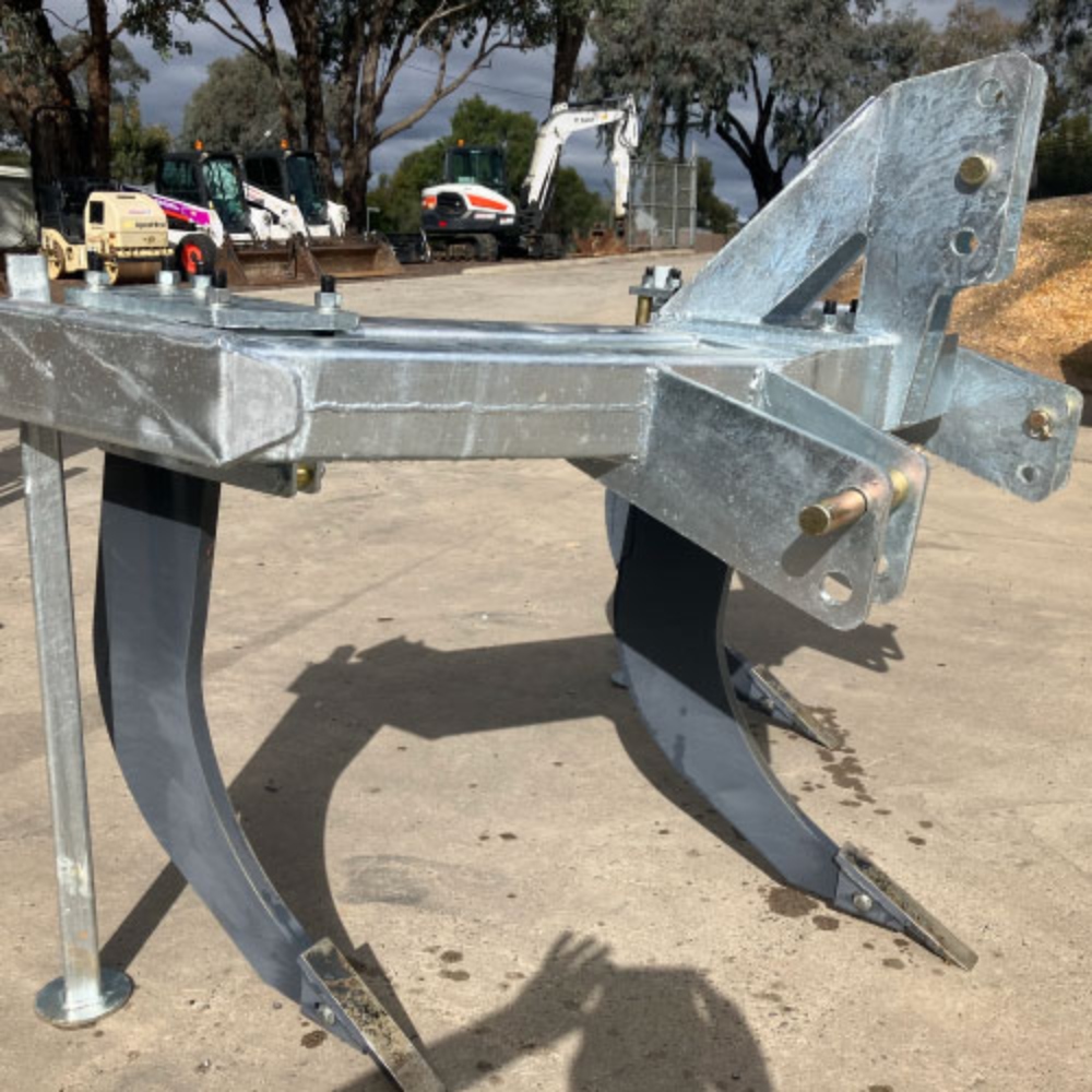 Daken-Sub-Soil-Ripper-3-Shank-SH300DC Daken-Sub-Soil-Ripper-3-Shank-SH300DC