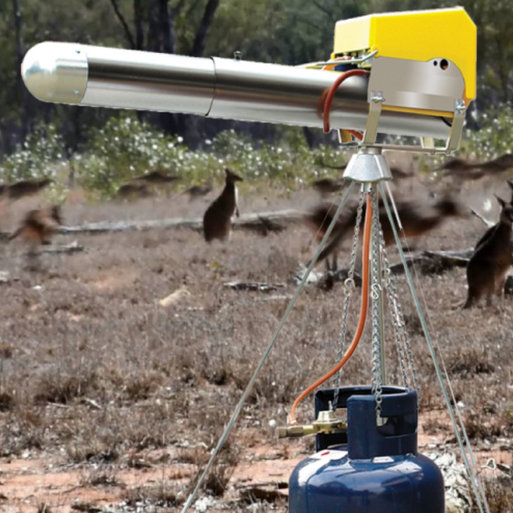 Daken-Zon-Scare-Gun-Tripod-Stand-08014 Daken-Zon-Scare-Gun-Tripod-Stand-08014